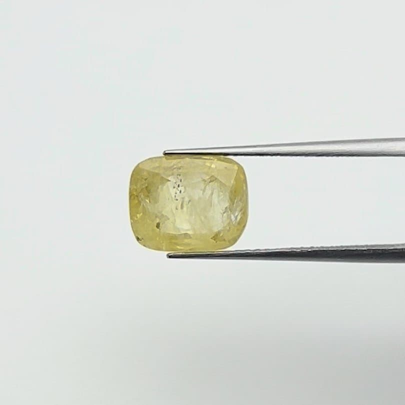 Yellow Sapphire | 6.00 Ratti