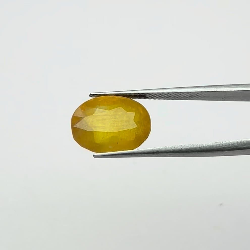 Yellow Sapphire | 11.00 Ratti
