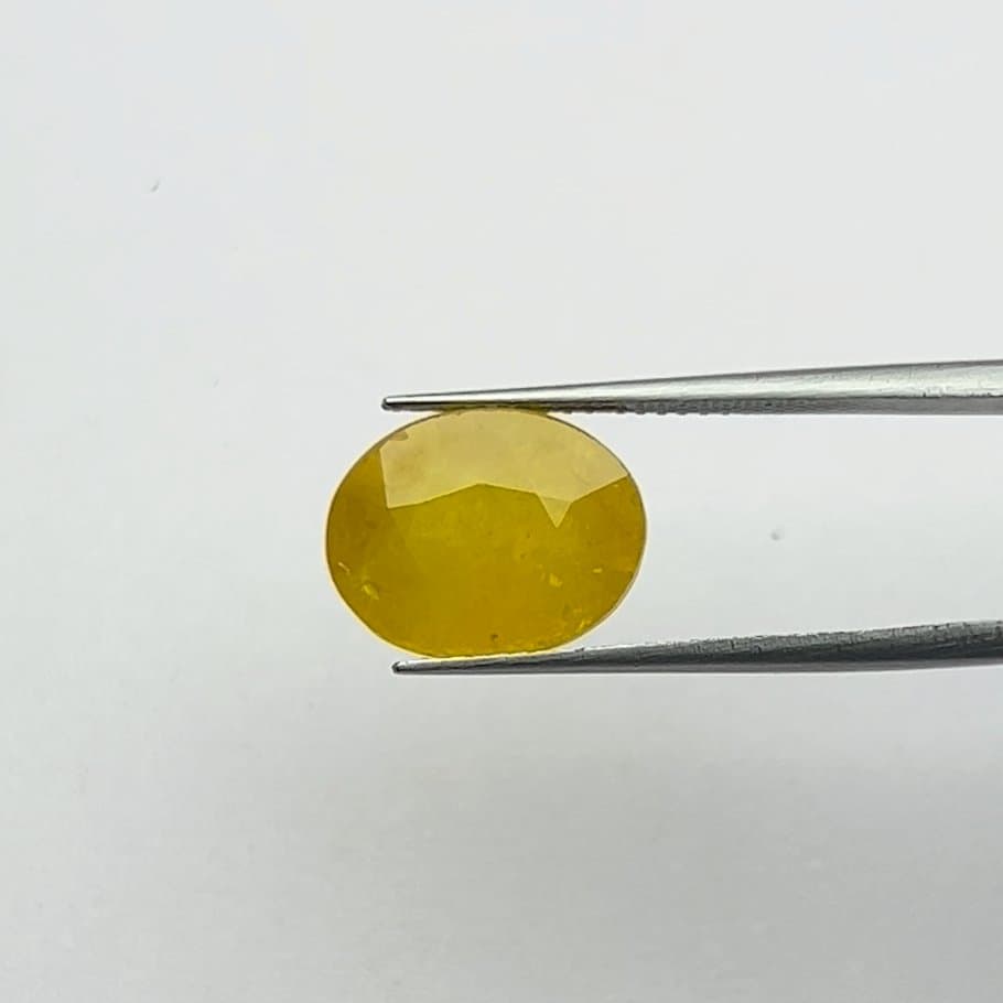 Yellow Sapphire | 9.25 Ratti