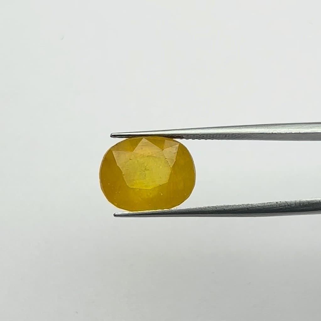Yellow Sapphire | 11.00 Ratti